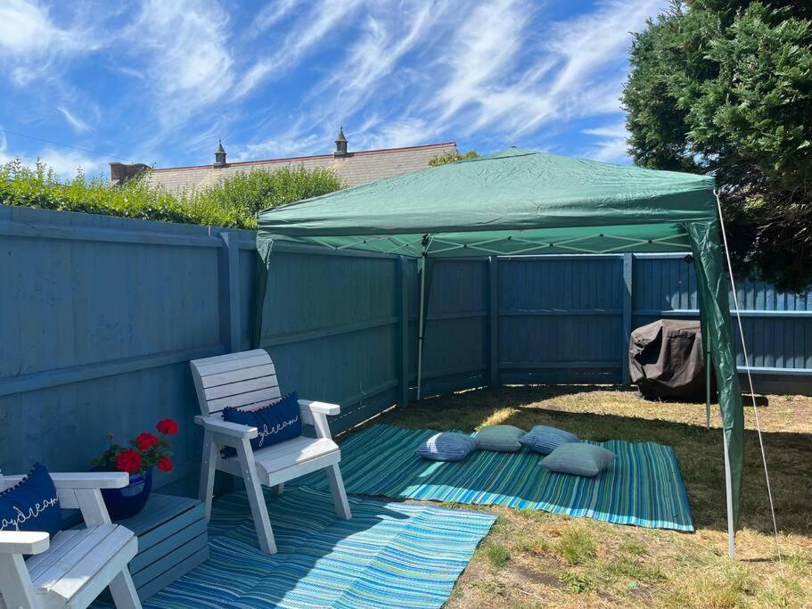 Beach Home With Garden, Close To New Forest Bournemouth Bagian luar foto